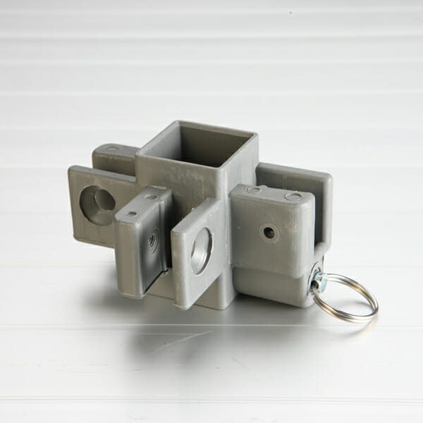 Three Way Sliding Leg Connector for Trader 32 Series